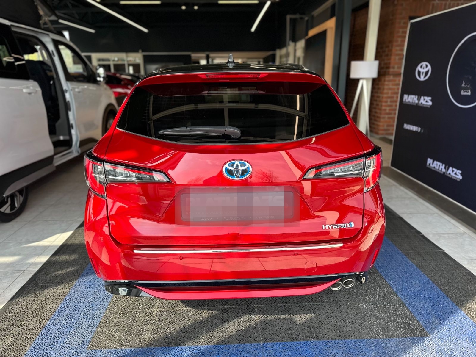 Toyota Corolla Touring Sports Hybrid Team D foto 6