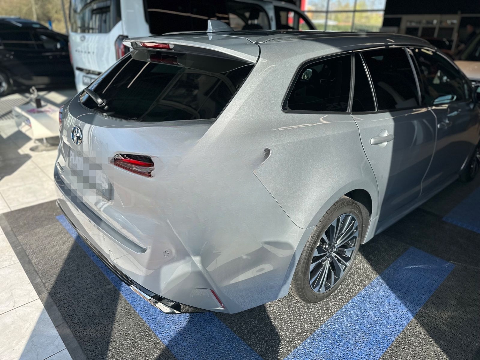Toyota Corolla Touring Sports Hybrid Style foto 5
