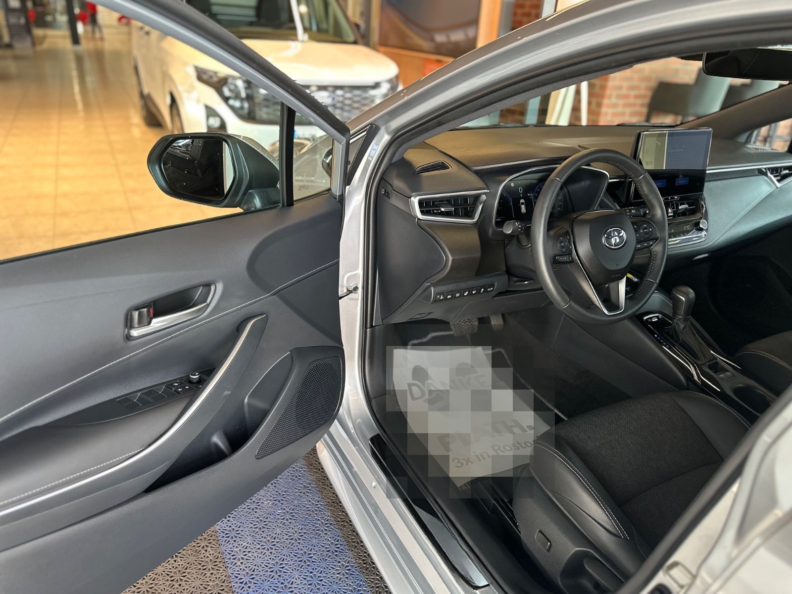 Toyota Corolla Touring Sports Hybrid Style foto 10