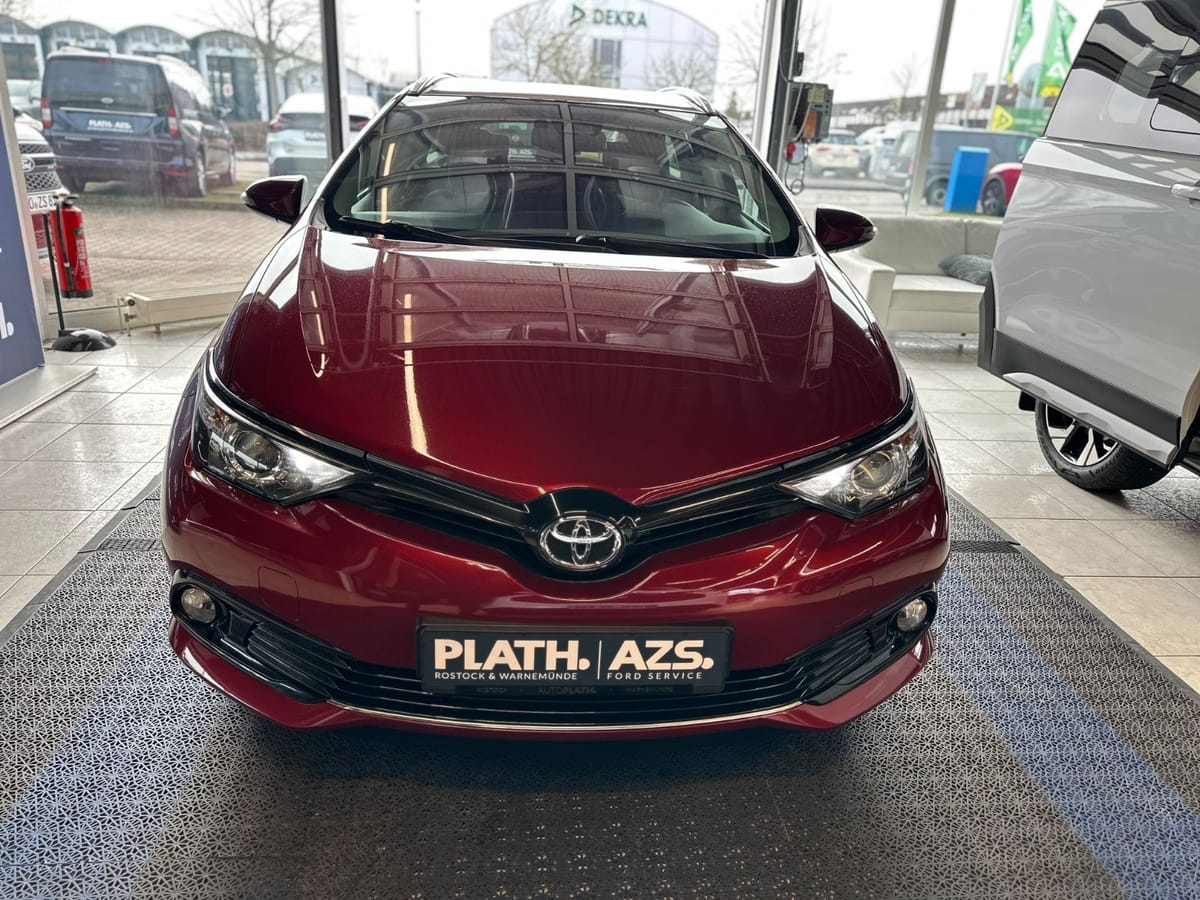 Toyota Auris Touring Sports Team D foto 2