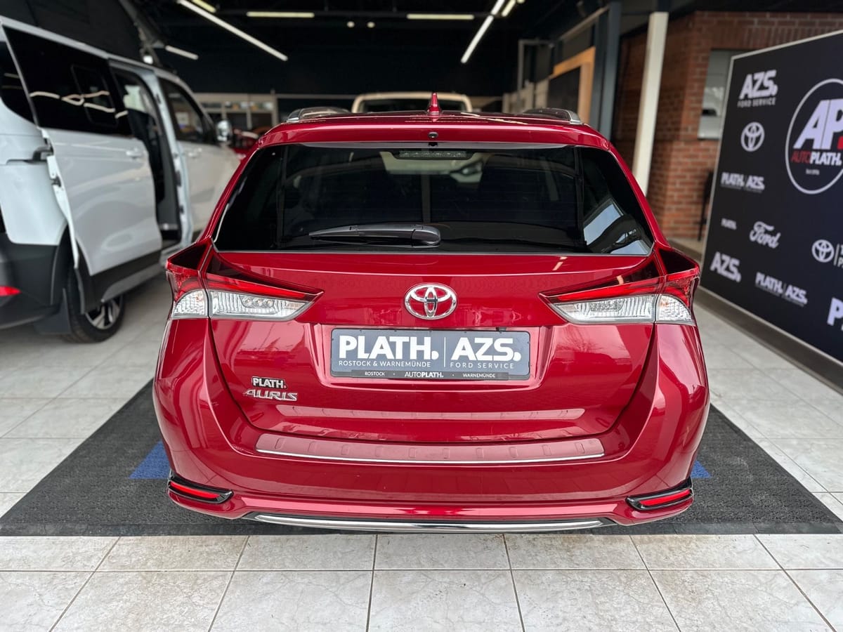 Toyota Auris Touring Sports Team D foto 6