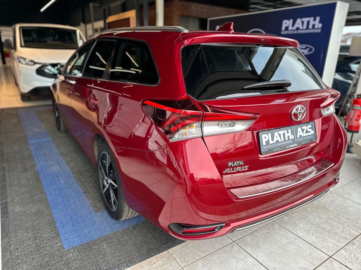 Toyota Auris Touring Sports Team D foto 7