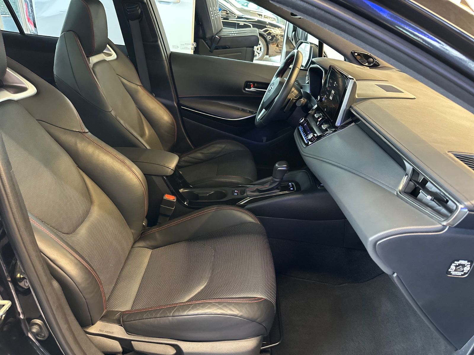 Toyota Corolla Touring Sports GR Sport Black Edition foto 21