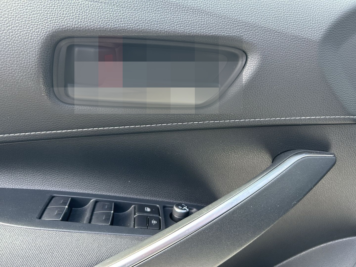 Toyota Corolla Hybrid 2.0 L Hyb. 5-Tg. Club LED ACC Meh foto 18