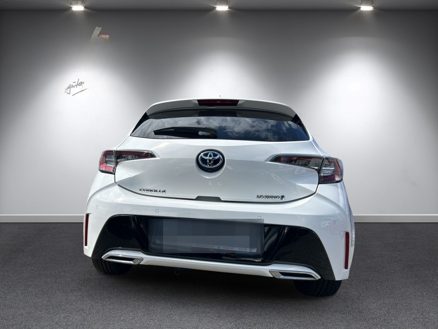 Toyota Corolla Hybrid 2.0 L Hyb. 5-Tg. Club LED ACC Meh foto 5