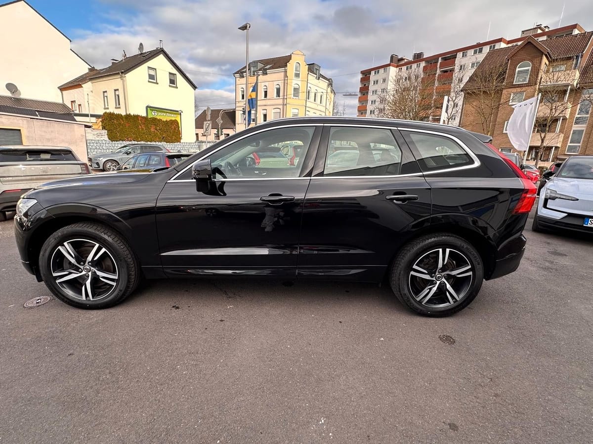 Volvo XC 60 B4 AWD Momentum Pro ACC BLIS Kamera Leder foto 11