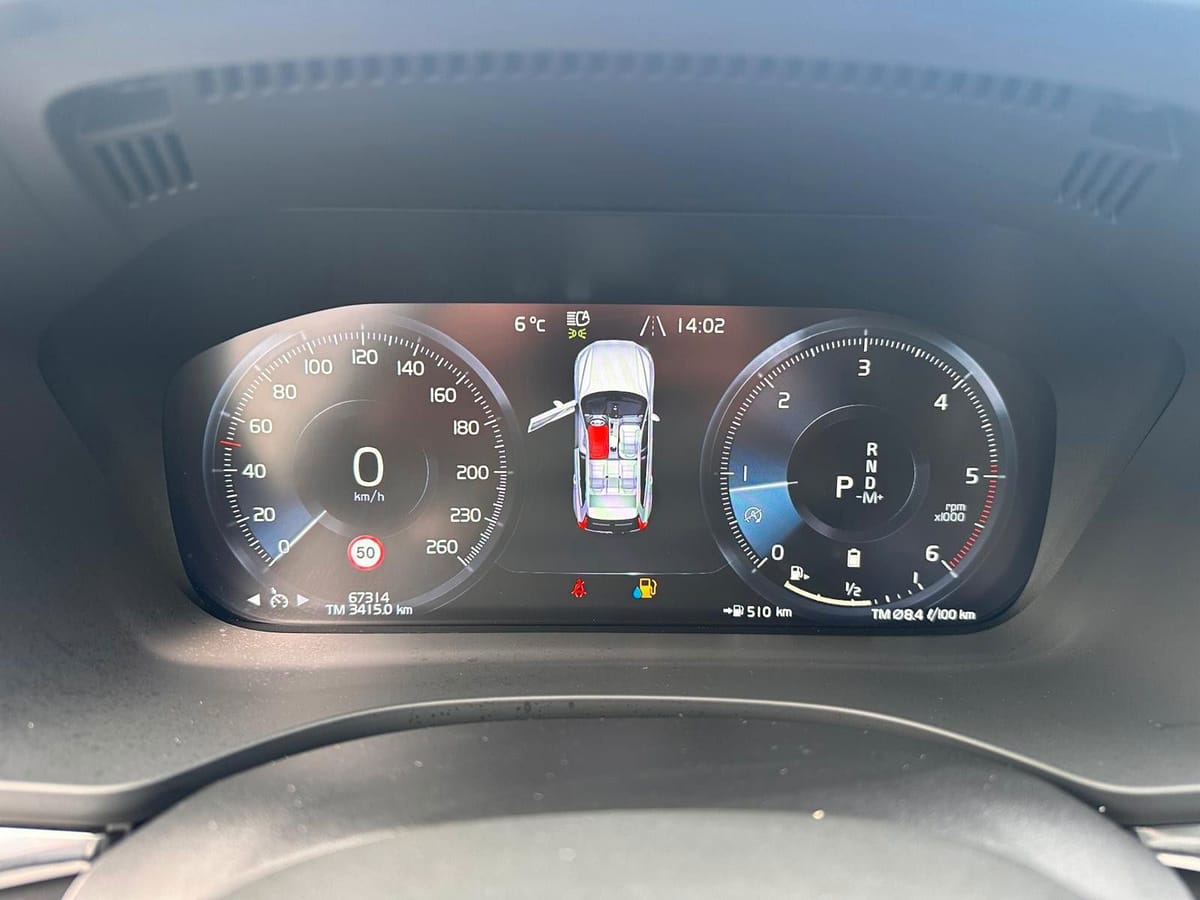 Volvo XC 60 B4 AWD Momentum Pro ACC BLIS Kamera Leder foto 19