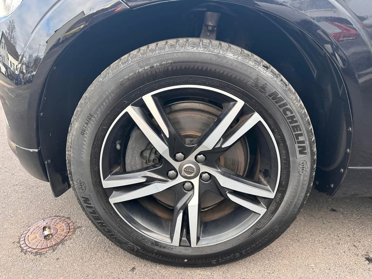 Volvo XC 60 B4 AWD Momentum Pro ACC BLIS Kamera Leder foto 25