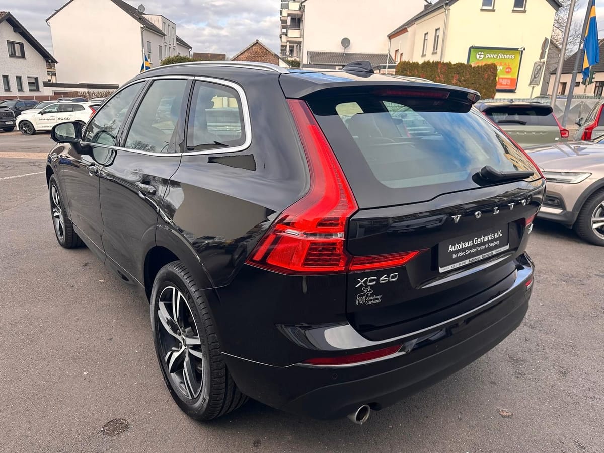 Volvo XC 60 B4 AWD Momentum Pro ACC BLIS Kamera Leder foto 10
