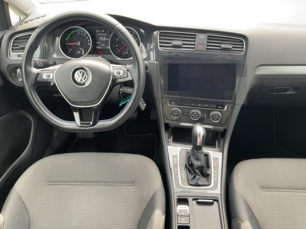 Volkswagen Golf VII e-Golf LED+NAV+APP+2xPDC+MFA+MFL+LM16" foto 9