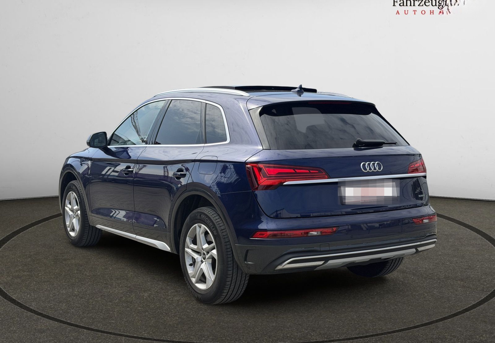 Audi Q5 50 TFSI e quattro advanced+Pano+AHK+1.Hand foto 4