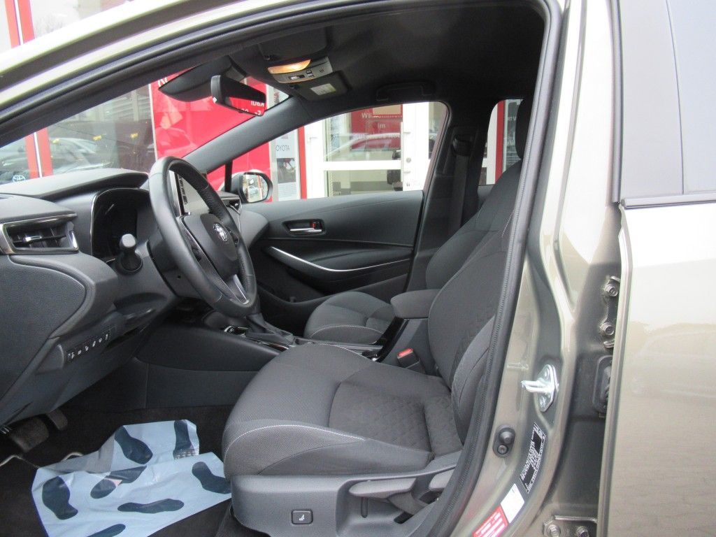 Toyota Corolla 1.8 Hybrid Club foto 11