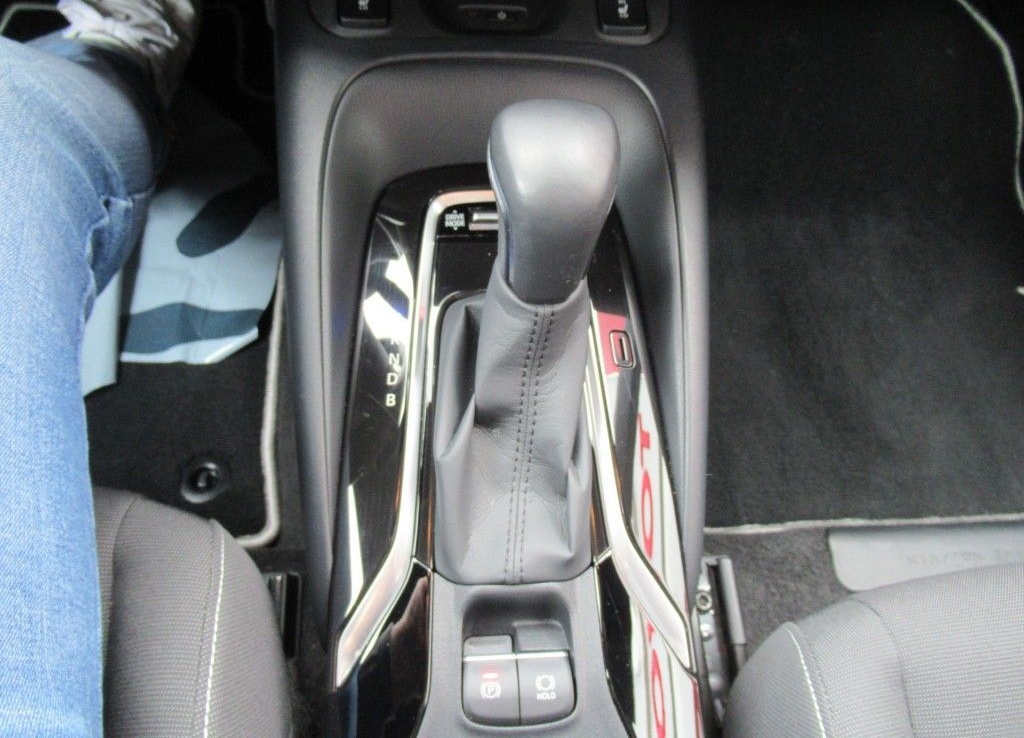 Toyota Corolla 1.8 Hybrid Club foto 19