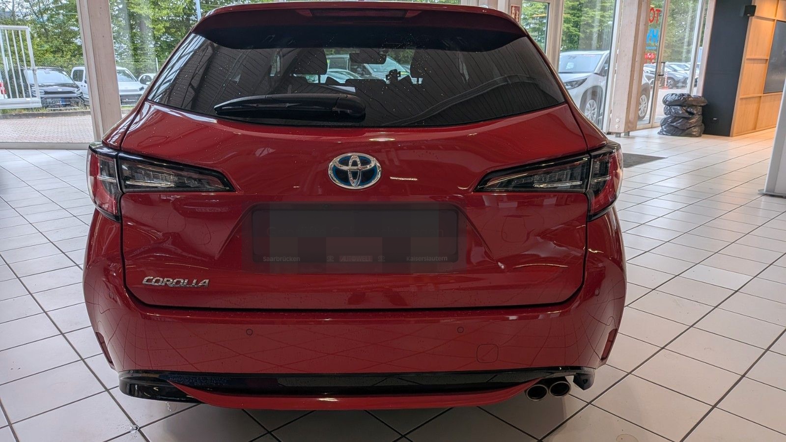 Toyota Corolla Touring Sports Hybrid Team D foto 5