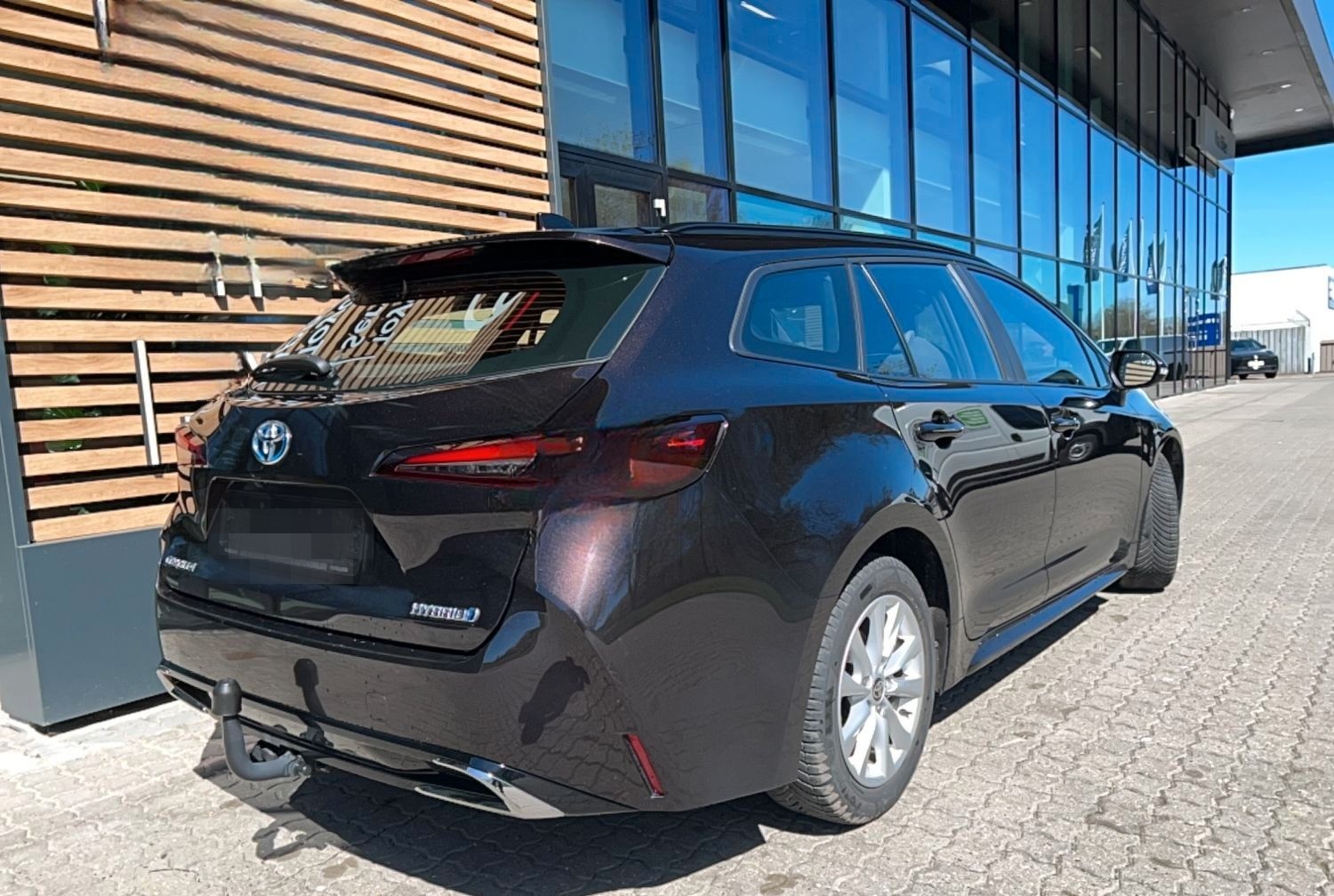 Toyota Corolla 1.8 Hybrid Touring Active Comfort AHK foto 2