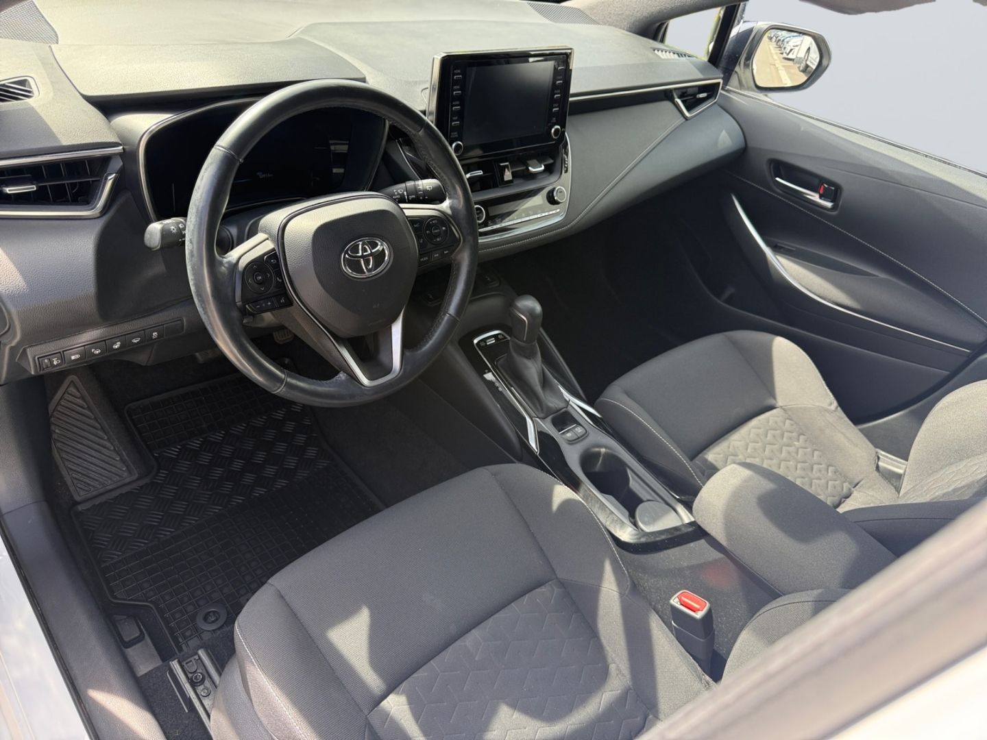 Toyota Corolla 1.8 Hybrid Club *LED*SHZ*Cam*SmartKey*PD foto 7