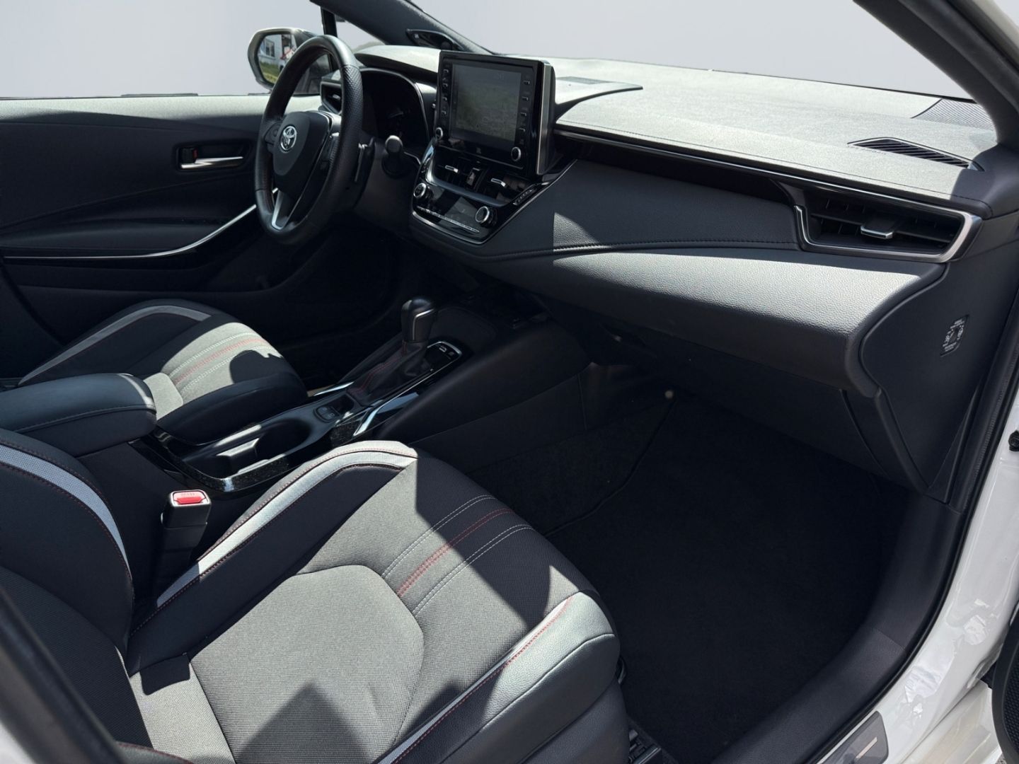 Toyota Corolla 2.0 Hybrid TS GR Sport *Bi-LED*Pano*AHK* foto 16