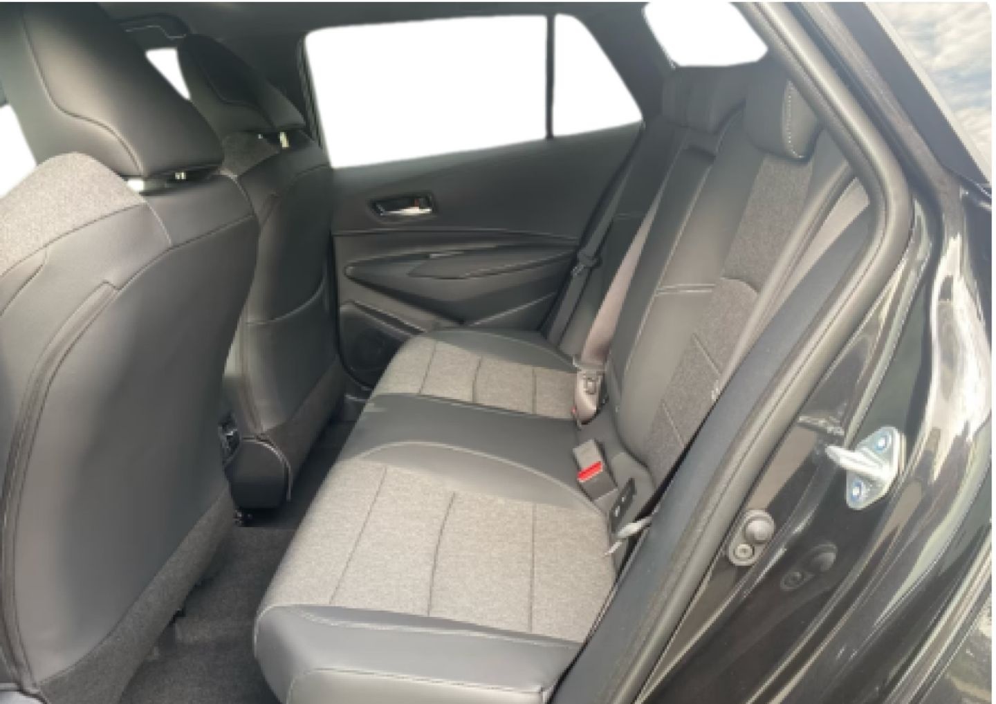 Toyota Corolla 2.0 Hybrid TS Teamplayer *LED*ACC*el Hec foto 16