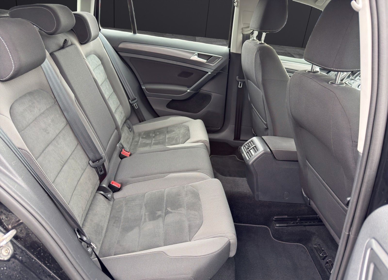 Volkswagen Golf VII Comfortline"Garantie-ACC-Alcantara"2.Hd foto 24