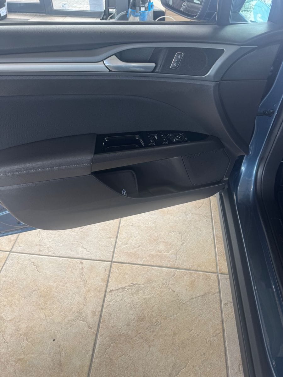 Ford Mondeo Turnier Business Edition foto 11