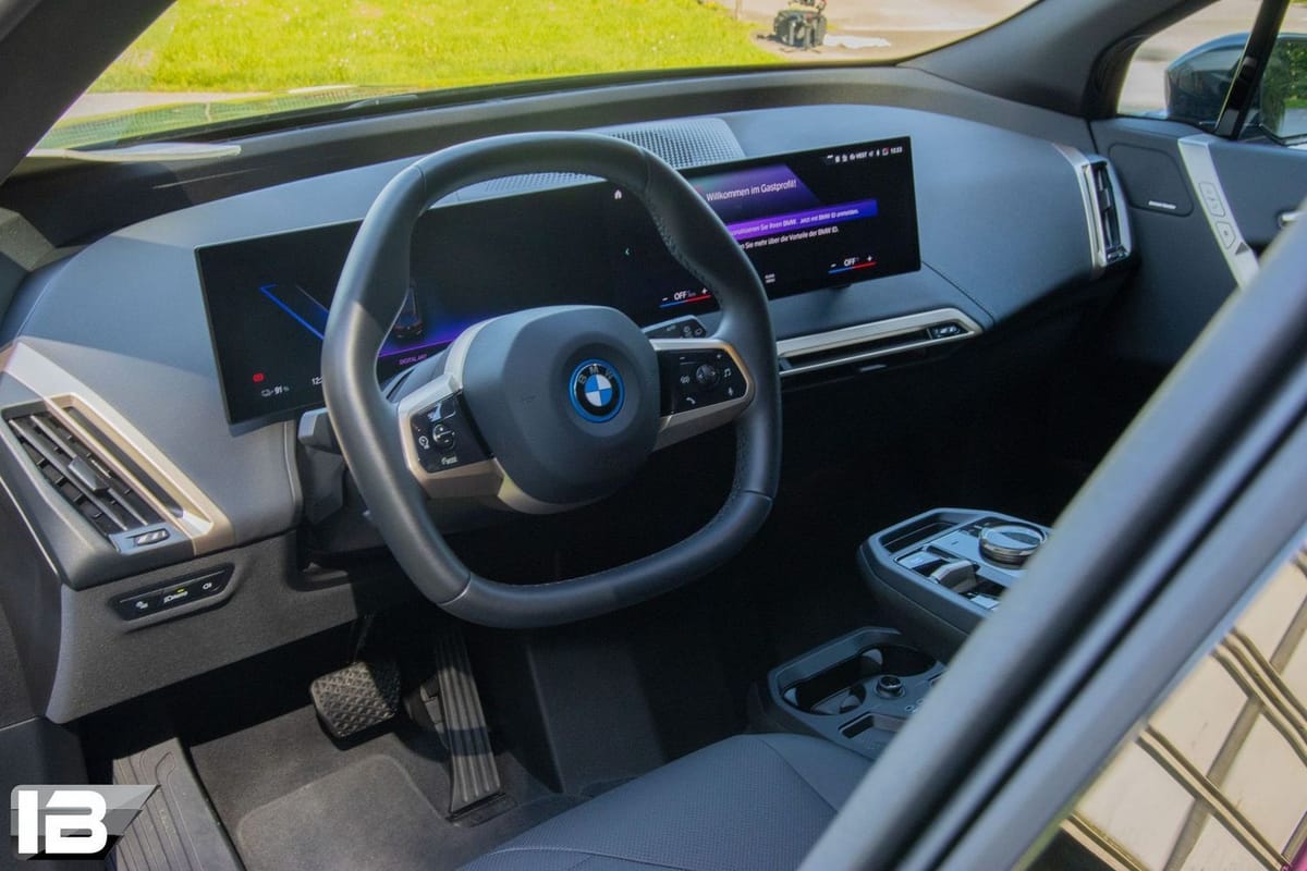 BMW iX 40 xDrive Sport 'P-Dach'Laser'H-Kardon'Voll' foto 2