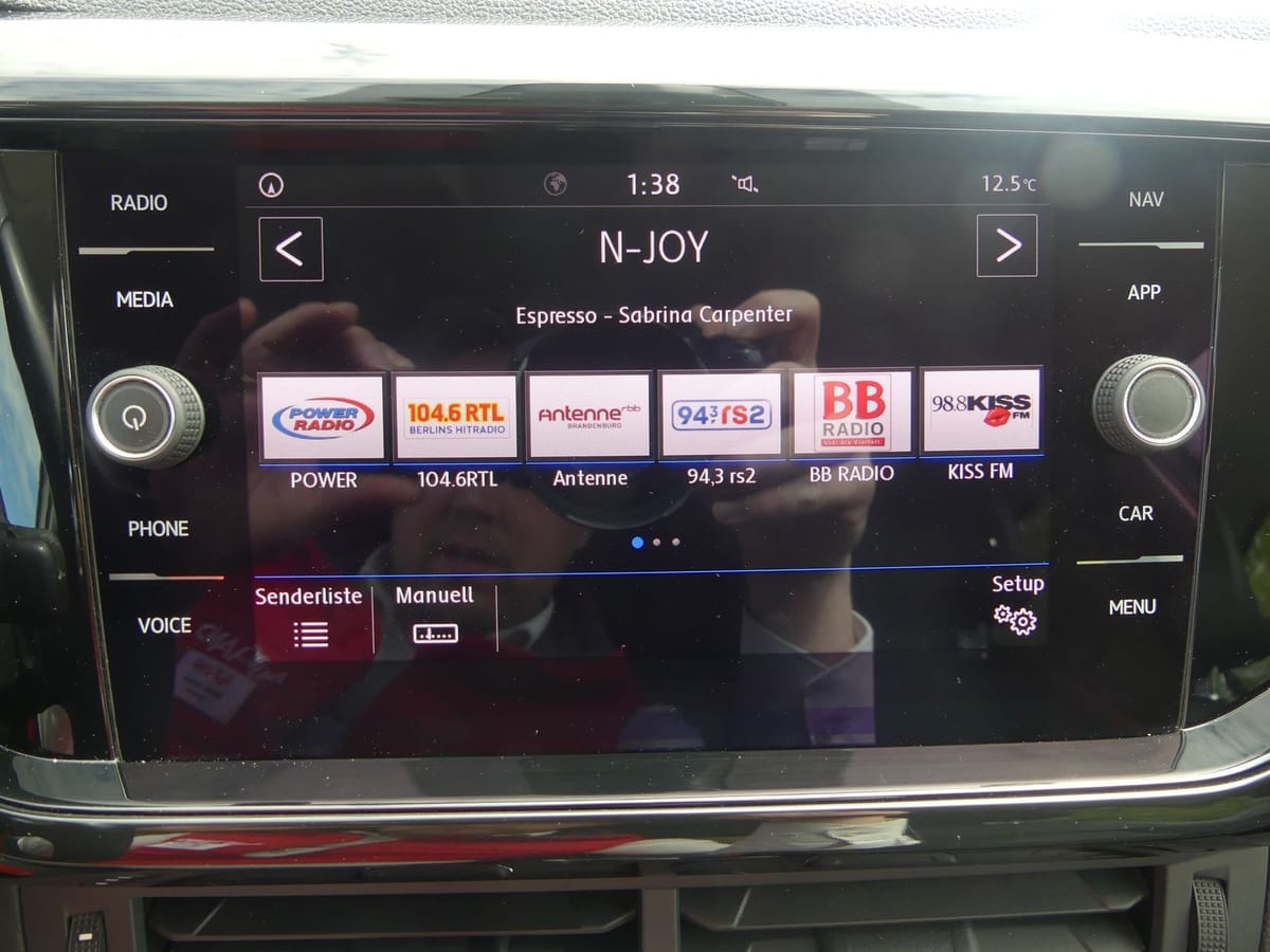 Volkswagen T-Cross 1.0 R-Line LED Navi Virtual Cockpit PDC foto 12