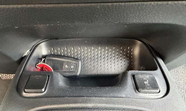 Toyota TOYOTA Corolla 1.8 Hybrid Business (NESSUN VINCO foto 14
