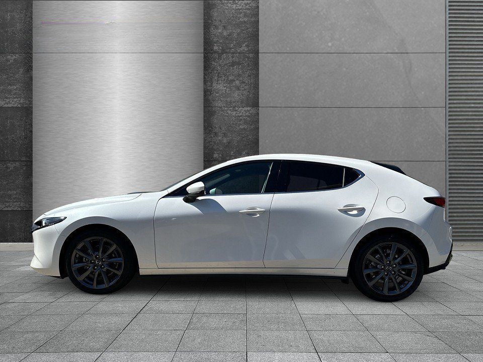 Mazda 3 SKYACTIV-G 2.0 150PS M Hybrid foto 2