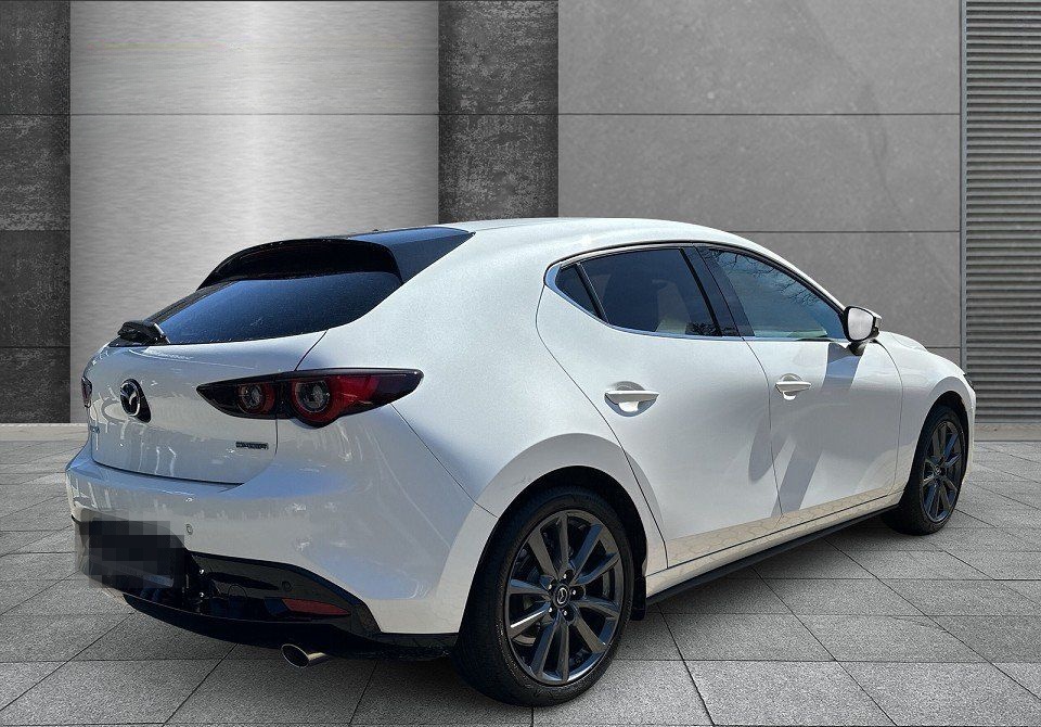 Mazda 3 SKYACTIV-G 2.0 150PS M Hybrid foto 4