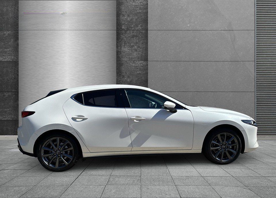 Mazda 3 SKYACTIV-G 2.0 150PS M Hybrid foto 5