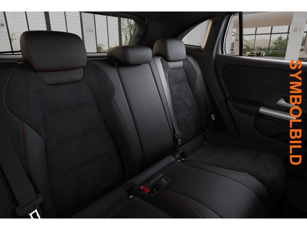 Mercedes-Benz GLA 180 AMG Edition DISTRO TOTWINKEL 360° LED 19 foto 10