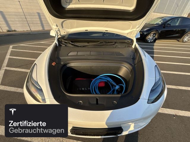 Tesla Model Y Rear-Wheel Drive foto 8