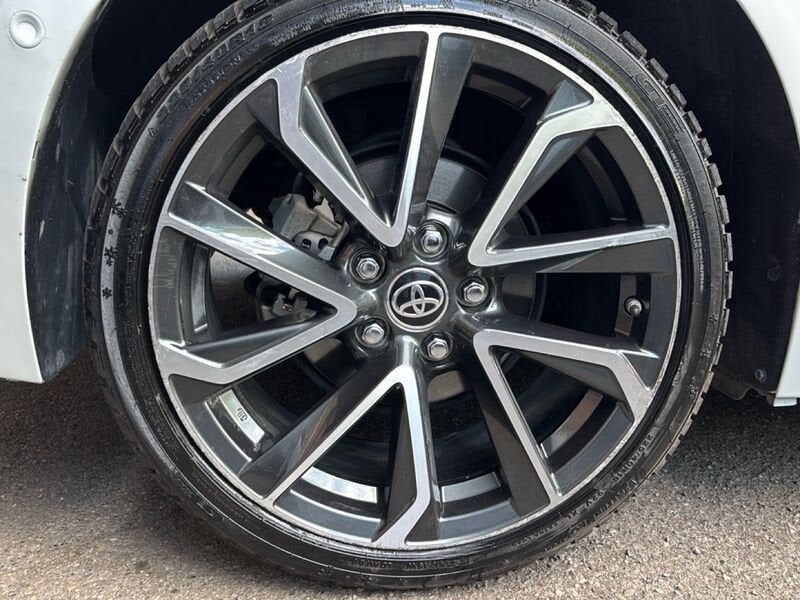 Toyota Corolla 2.0 Hybrid Lounge foto 2