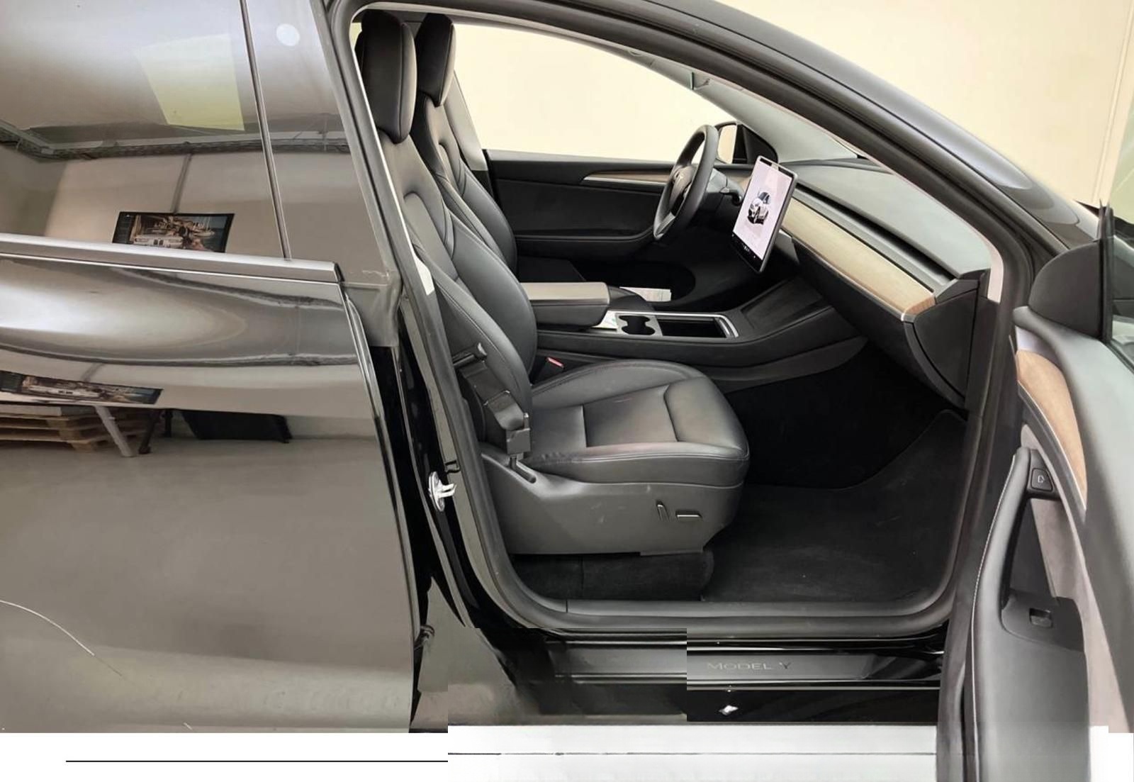 Tesla Model Y Long Range Dual AWD 360 Kam Autopilot 3 foto 12