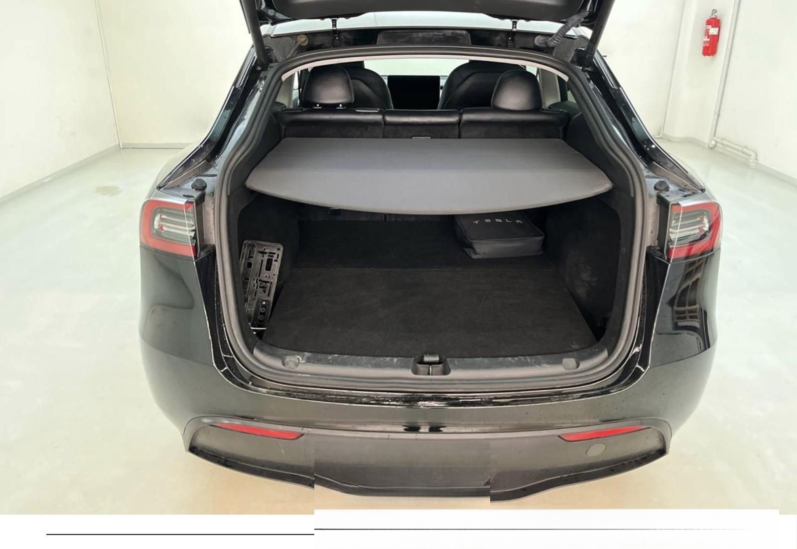 Tesla Model Y Long Range Dual AWD 360 Kam Autopilot 3 foto 7