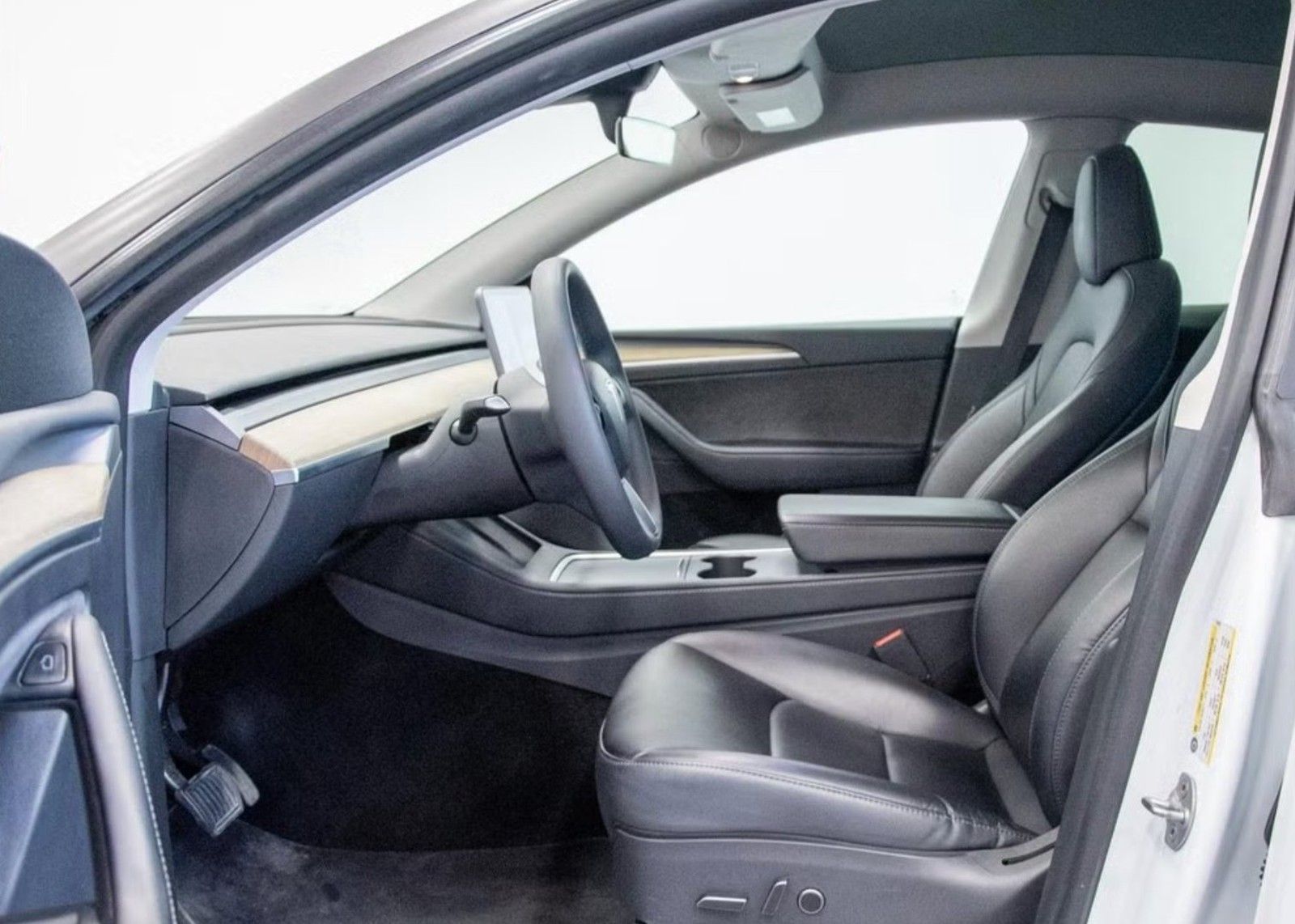 Tesla Model Y RWD *PANO* foto 12