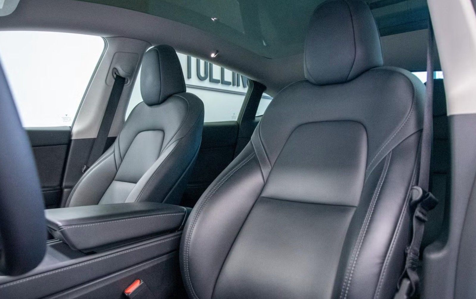 Tesla Model Y RWD *PANO* foto 10