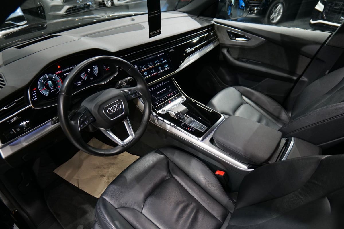 Audi Q8 50 TDI quattro Luft Panorama HUD AHK foto 13
