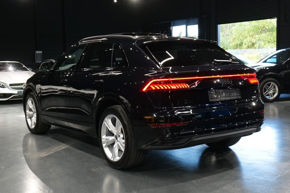Audi Q8 50 TDI quattro Luft Panorama HUD AHK foto 8