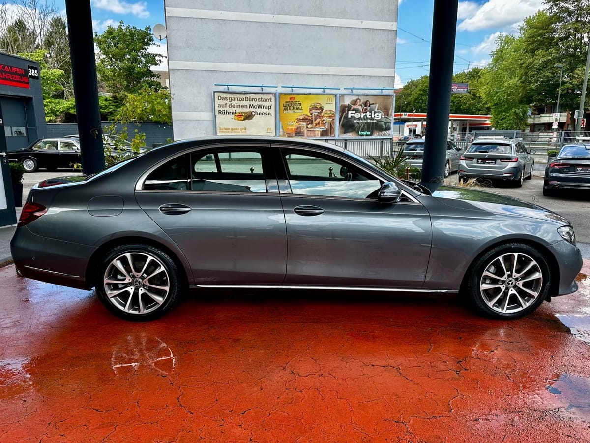 Mercedes-Benz E 200 Lim. Automatik Exclusive Business foto 2