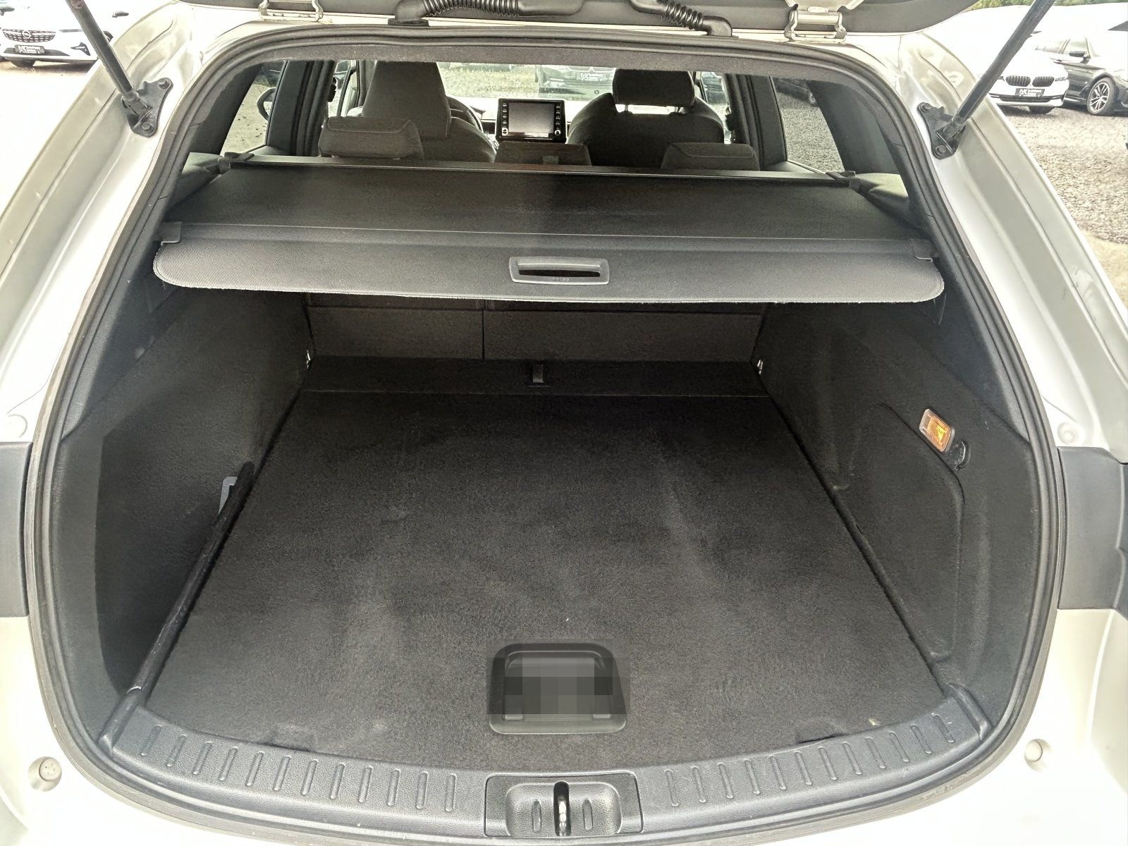 Toyota Corolla 2.0 Hybrid Team D *KEYLESS*FAHRASS-PAKET foto 19