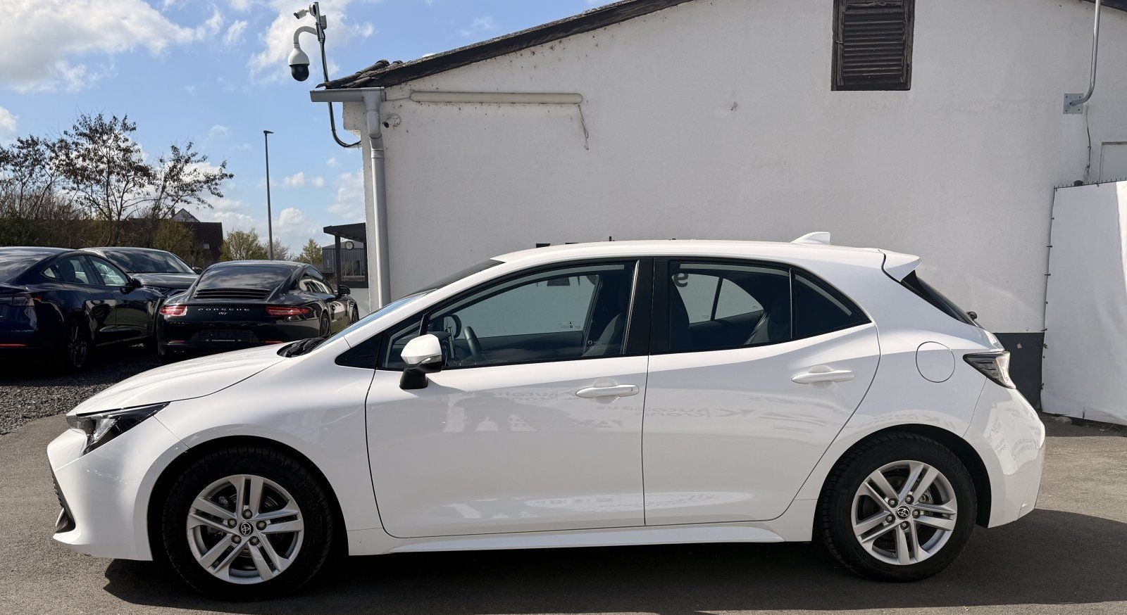 Toyota Corolla 1.8 Hybrid Business Edition  *AUTOMATIK* foto 9