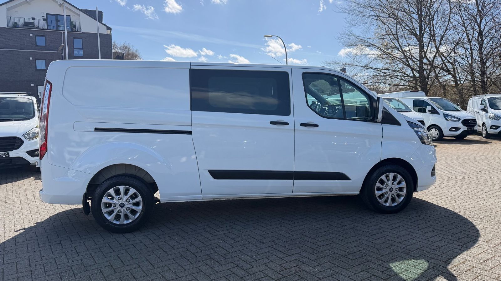 Ford TRANSIT CUSTOM 340 L2 TREND AUTOM/KAMERA/AHK/1HD foto 4