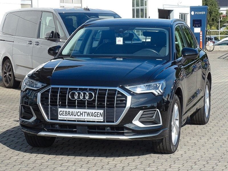 Audi Q3 35 TFSI advanced foto 2