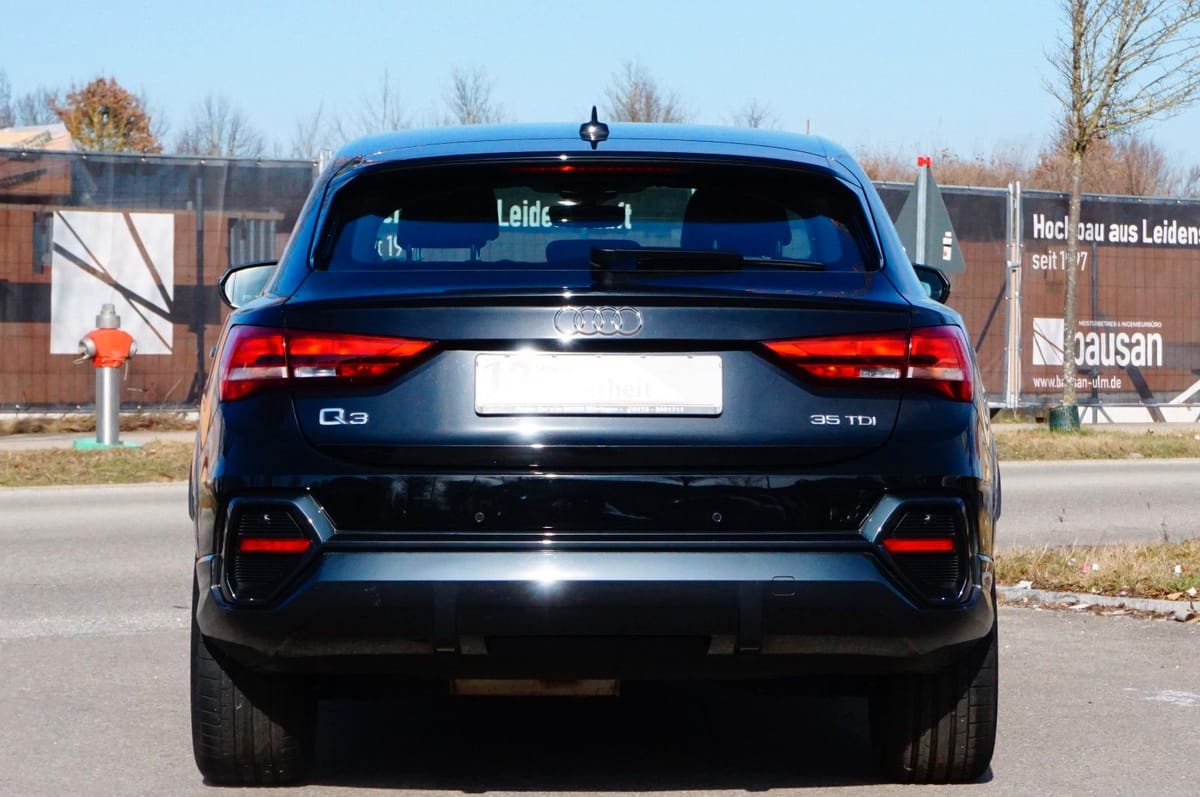 Audi Q3 Sportback 35 TDI Automatik NAVI LED 1 HAND foto 4