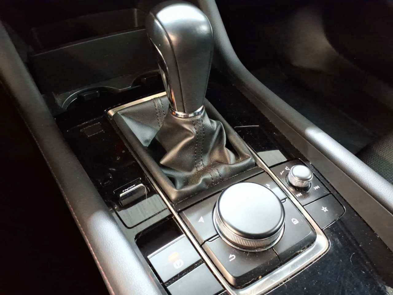 Mazda 3 e-SKYACTIV-X 2.0 M HYBRID DRIVE HOMURA foto 14