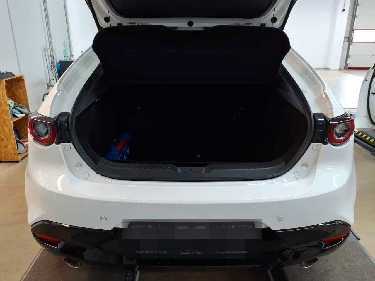 Mazda 3 e-SKYACTIV-X 2.0 M HYBRID DRIVE HOMURA foto 9