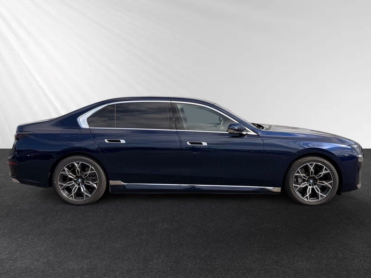 BMW 750e xDrive Lr. 1.091,- br. o.Anz. 48Mon/10`Km p foto 2