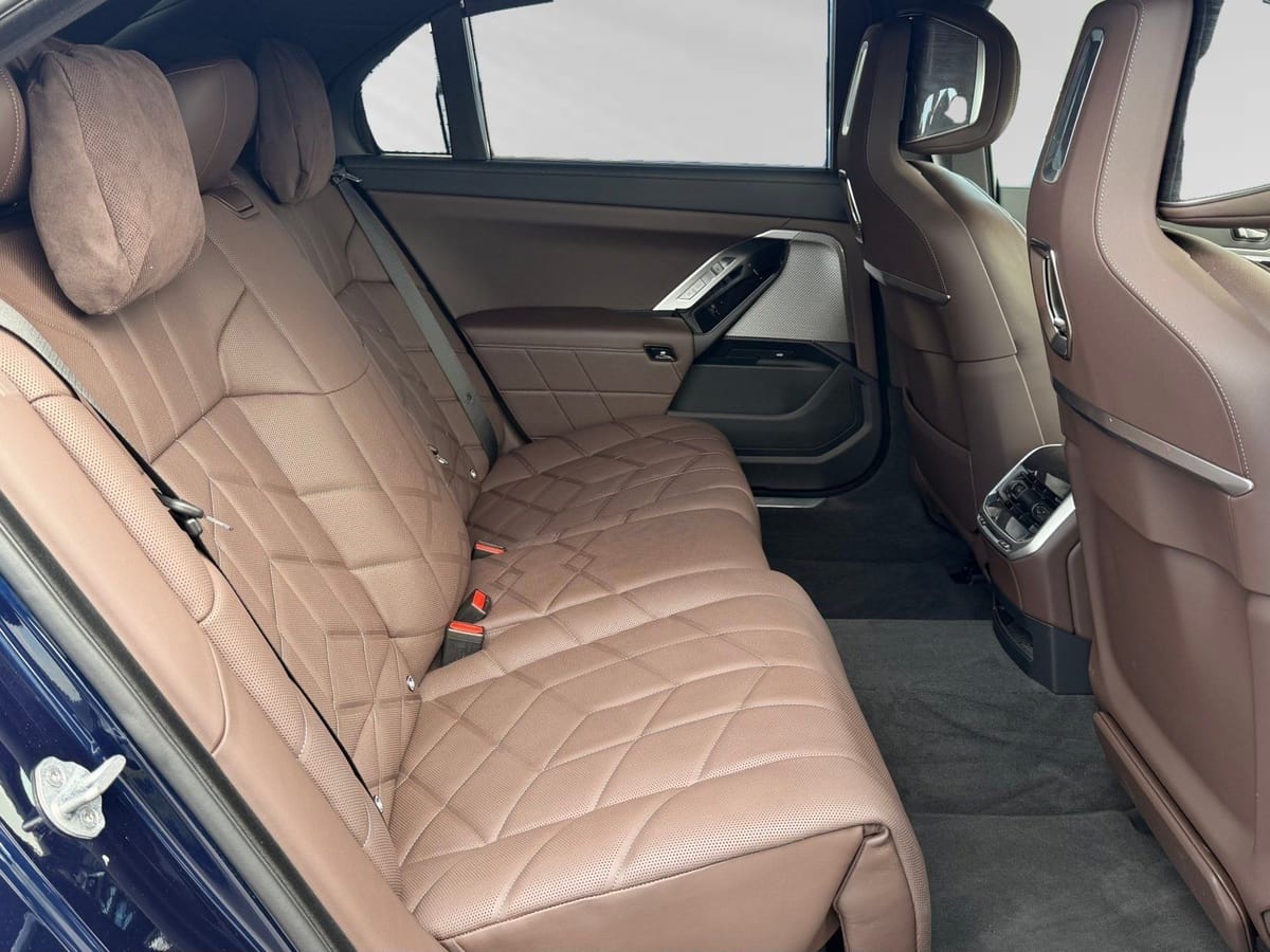 BMW 750e xDrive Lr. 1.091,- br. o.Anz. 48Mon/10`Km p foto 13