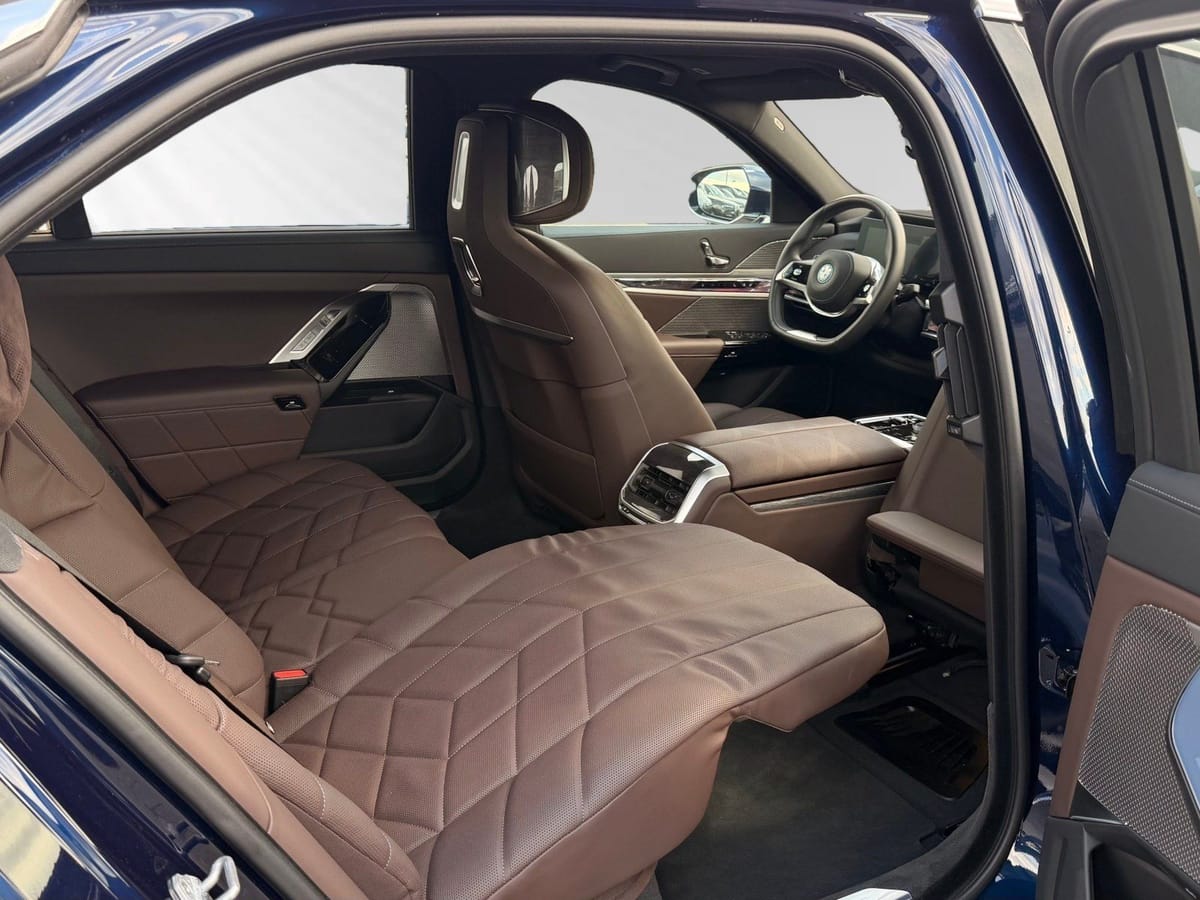 BMW 750e xDrive Lr. 1.091,- br. o.Anz. 48Mon/10`Km p foto 16